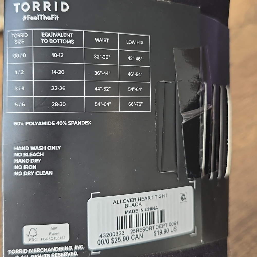 Torrid - 00/0 or M/L Black Allover Heart Tights - Picture 5 of 7
